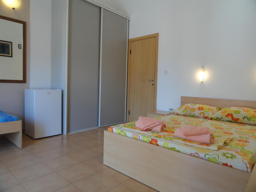 Apartments Mare Budva Dış mekan fotoğraf