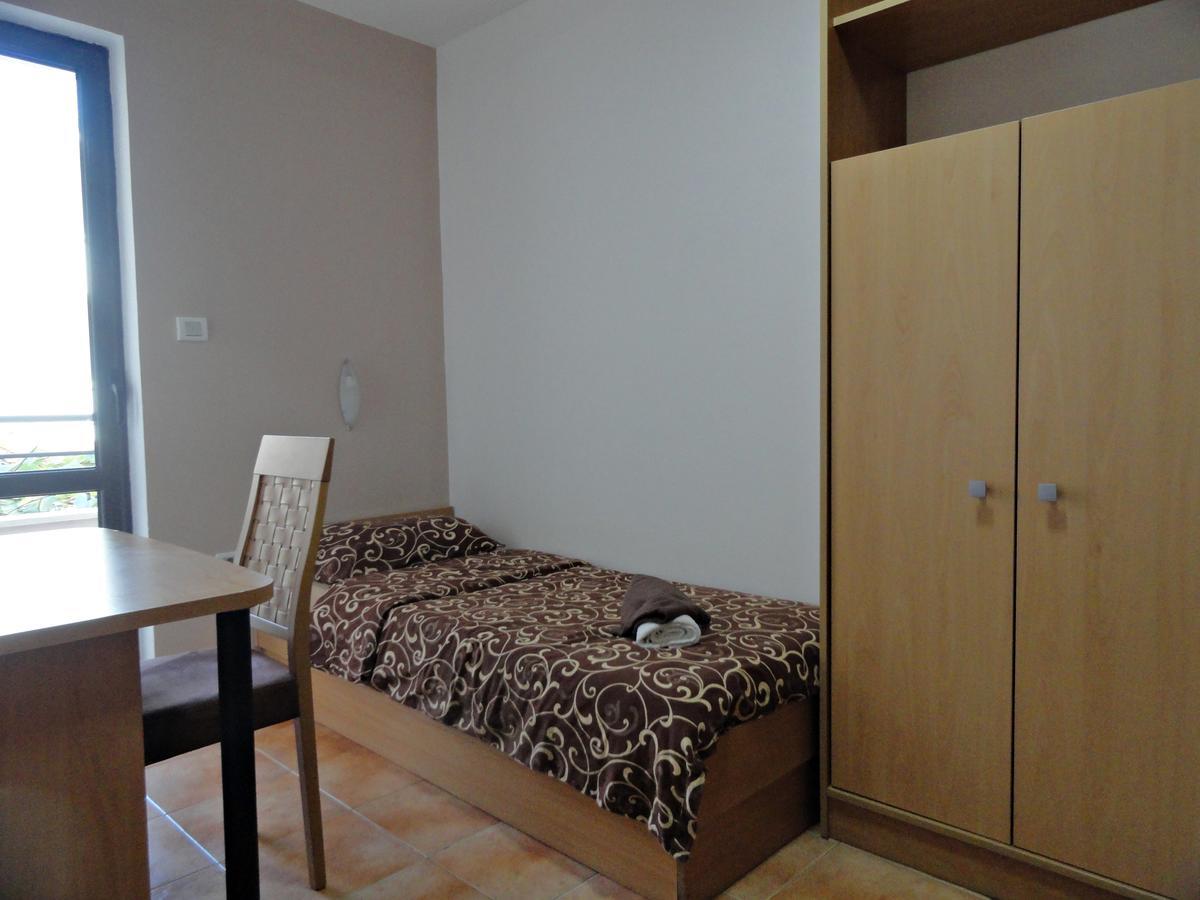 Apartments Mare Budva Oda fotoğraf