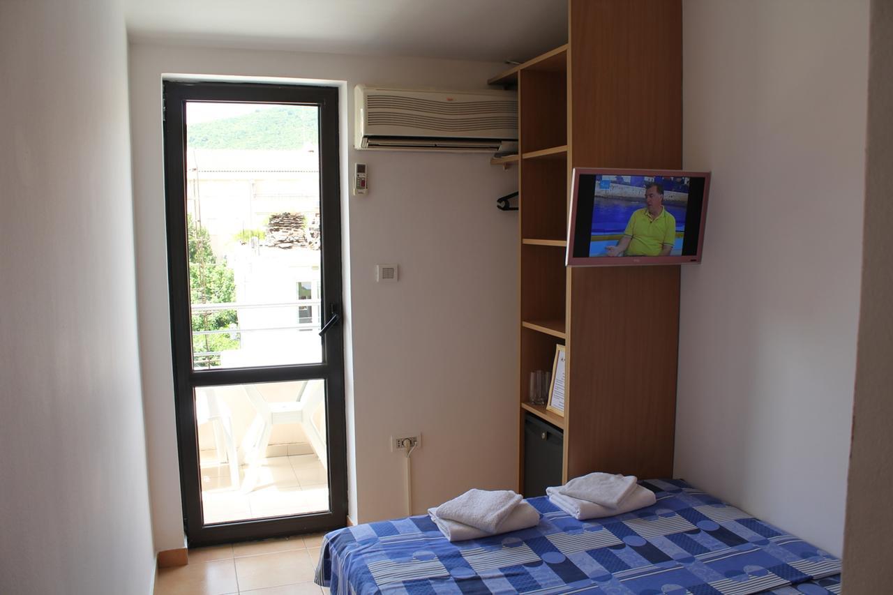 Apartments Mare Budva Oda fotoğraf