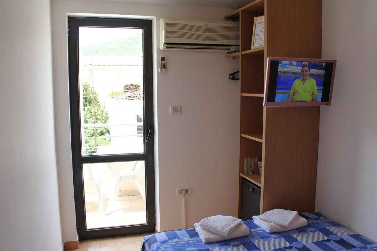 Apartments Mare Budva Oda fotoğraf