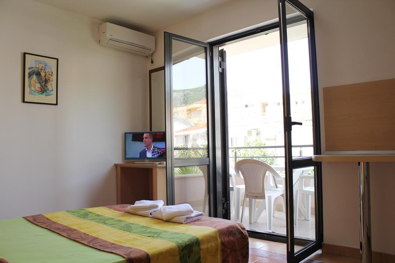 Apartments Mare Budva Oda fotoğraf