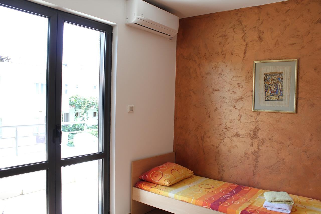 Apartments Mare Budva Oda fotoğraf