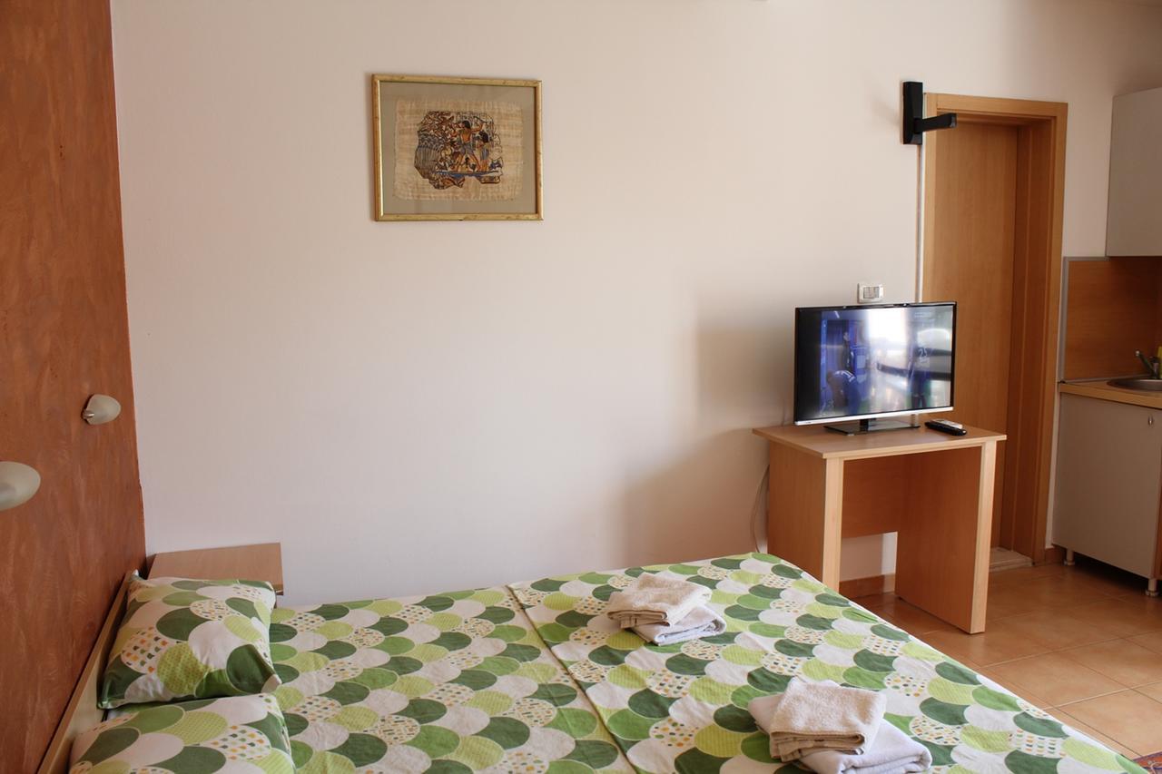Apartments Mare Budva Oda fotoğraf