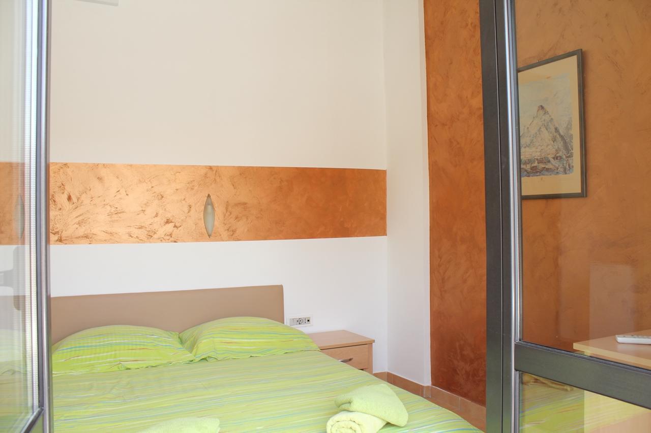 Apartments Mare Budva Oda fotoğraf